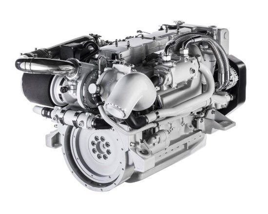 c12.jpg NEW FPT N67-220 220hp Bobtail Marine Diesel Engine
